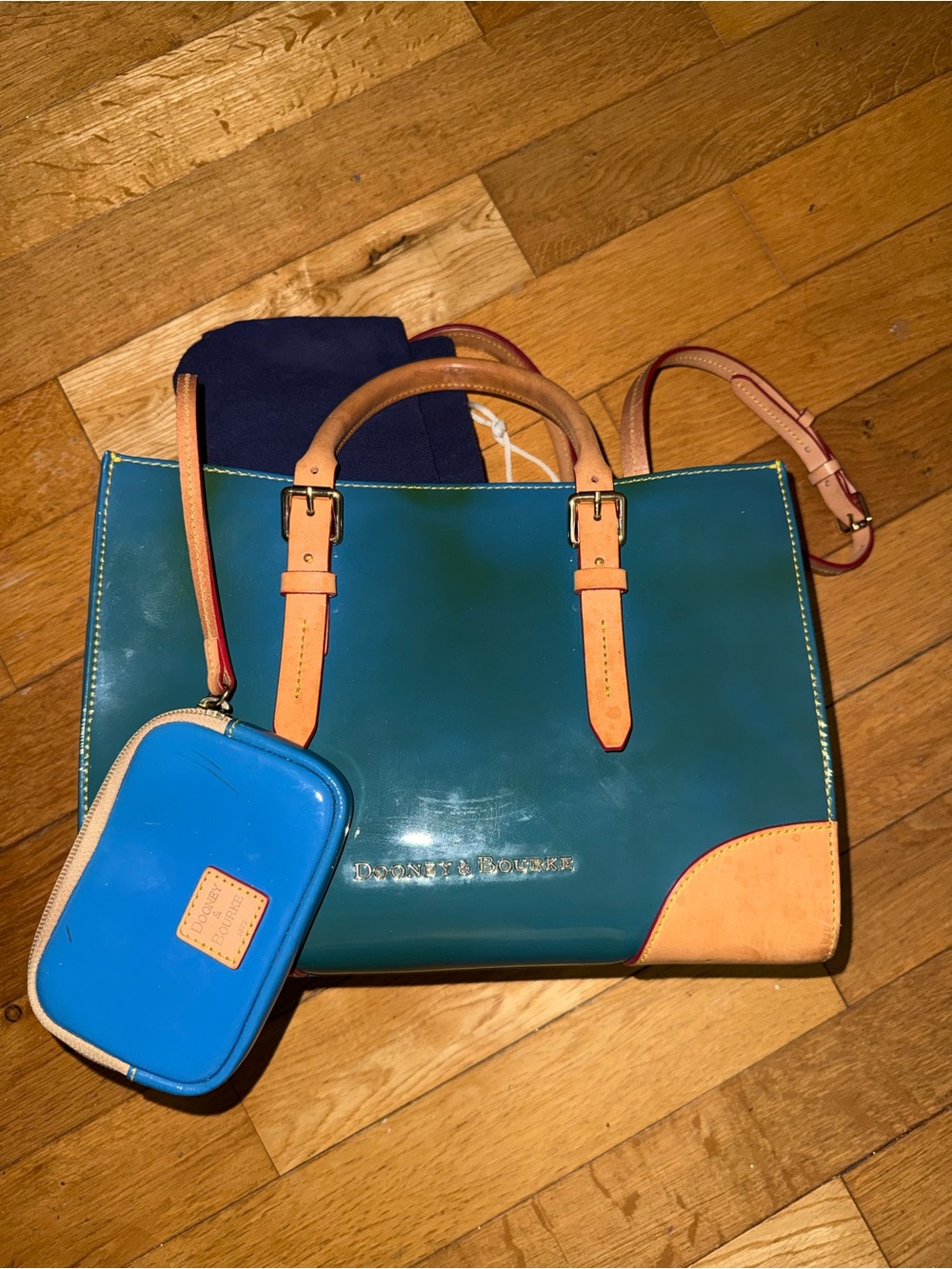 Dooney & Bourke Patent Teal /Tan Tote +Blue Coin Style Wristlet with Dust Bag